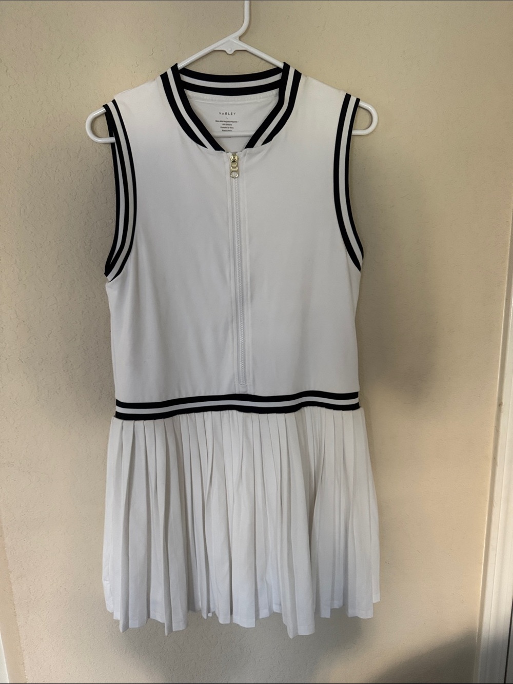 Varley White Sleeveless Pleated Tennis Dress with Black Trim